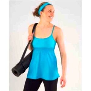 Lululemon Bliss tank top aqua size 6